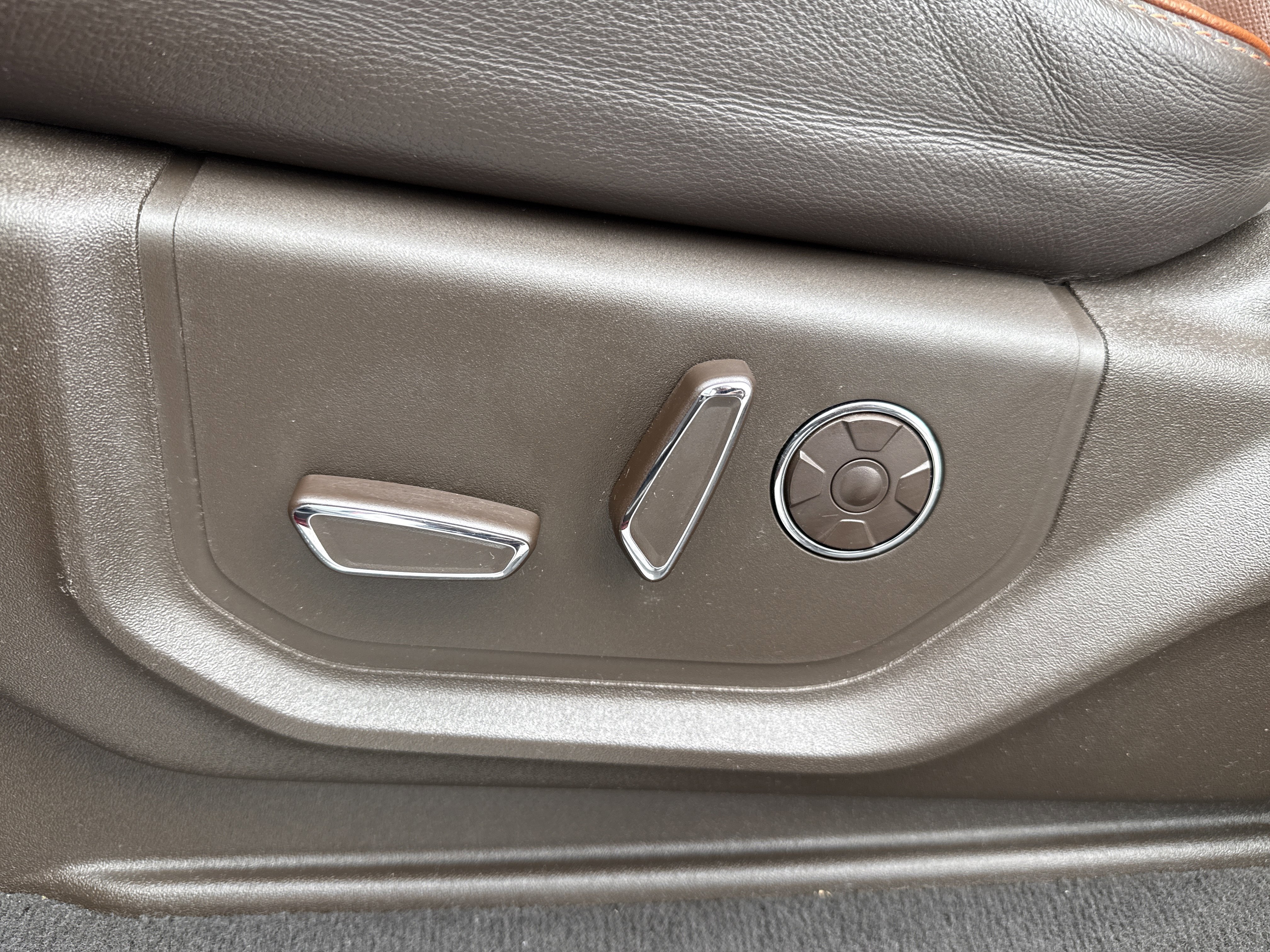 Certified 2022 Ford F350 King Ranch w/ King Ranch Ultimate Package image 13