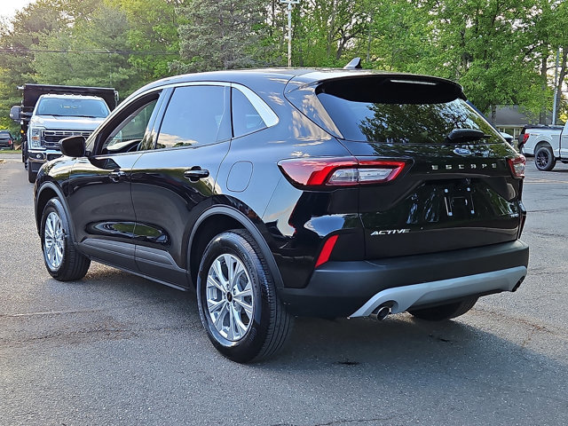 Certified 2023 Ford Escape Active AWD/4WD image 7