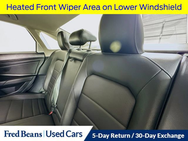 Used 2021 Volkswagen Jetta SE w/ SE Cold Weather Package image 28