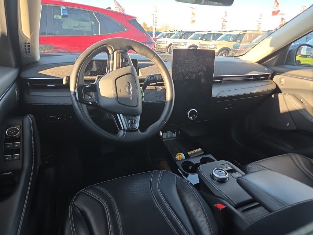 Certified 2022 Ford Mustang Mach-E Premium image 7