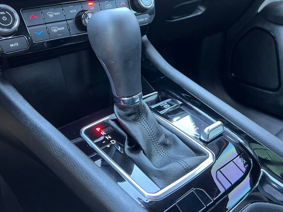 Used 2024 Jeep Compass Limited AWD/4WD image 29