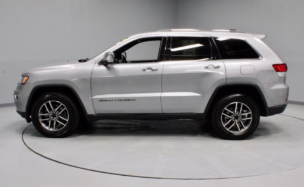 Used 2021 Jeep Grand Cherokee Limited AWD/4WD image 10