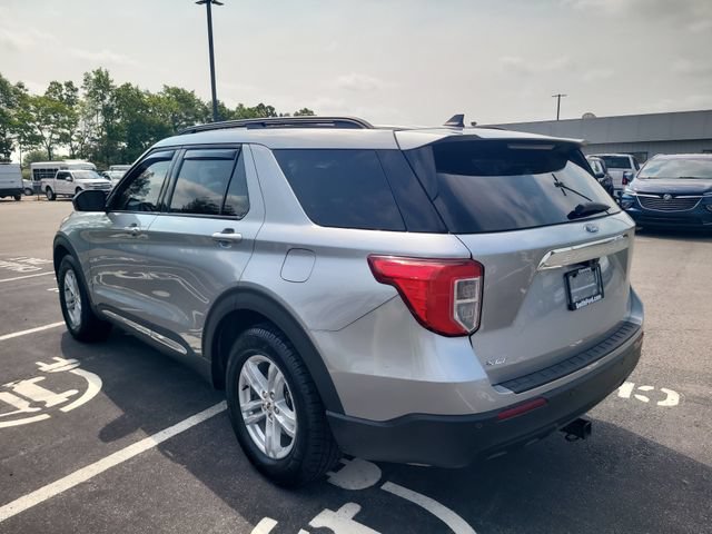 Certified 2023 Ford Explorer XLT RWD image 7