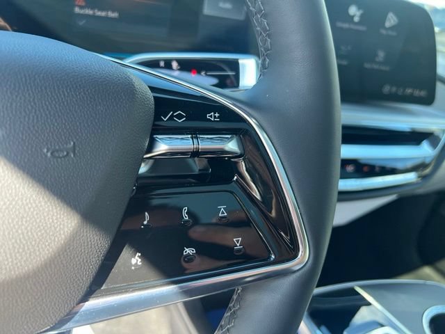 Used 2024 Cadillac Lyriq Sport AWD/4WD image 11