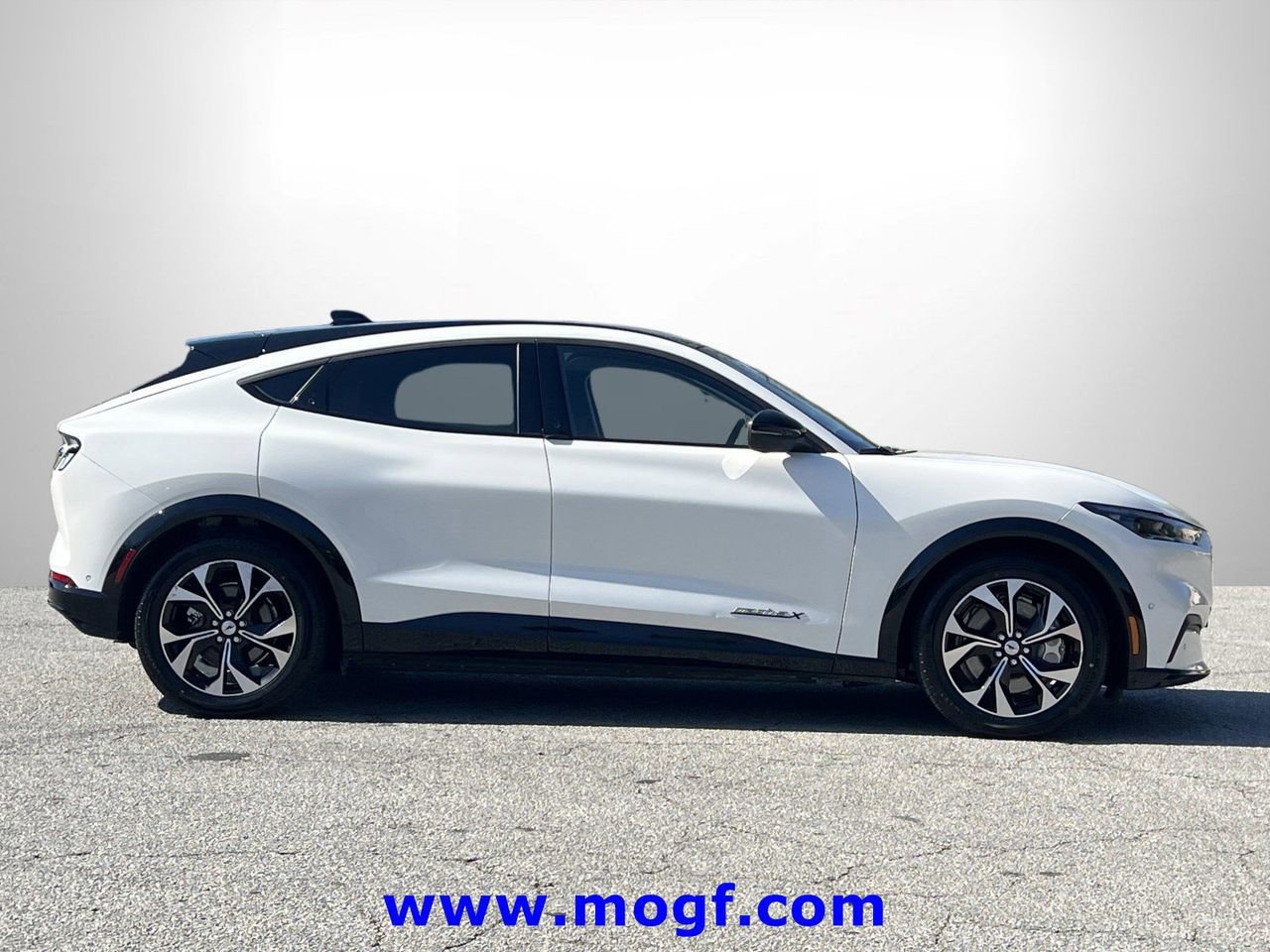 Certified 2023 Ford Mustang Mach-E Premium image 2