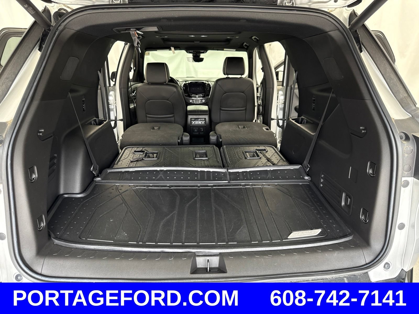 Used 2022 Chevrolet Traverse Premier w/ Redline Edition AWD/4WD image 43