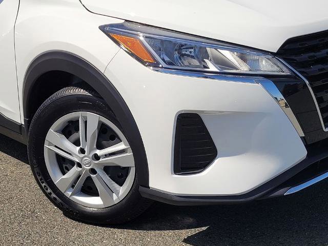 Used 2024 Nissan Kicks S FWD image 9