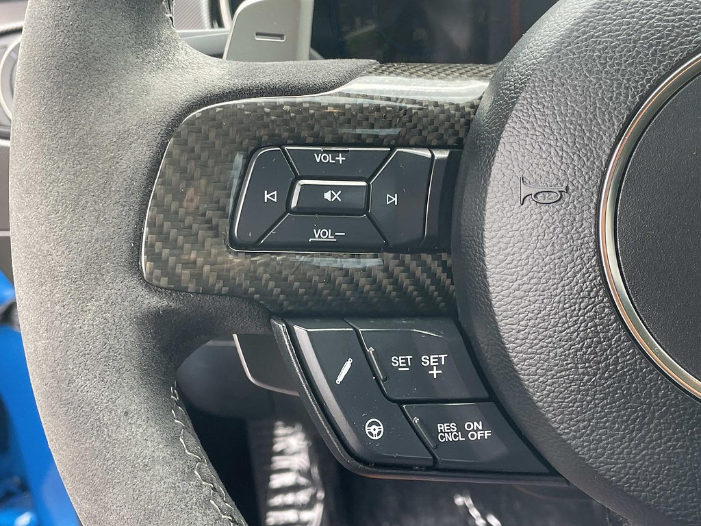 Certified 2020 Ford Mustang Shelby GT500 w/ Technology Package RWD image 9