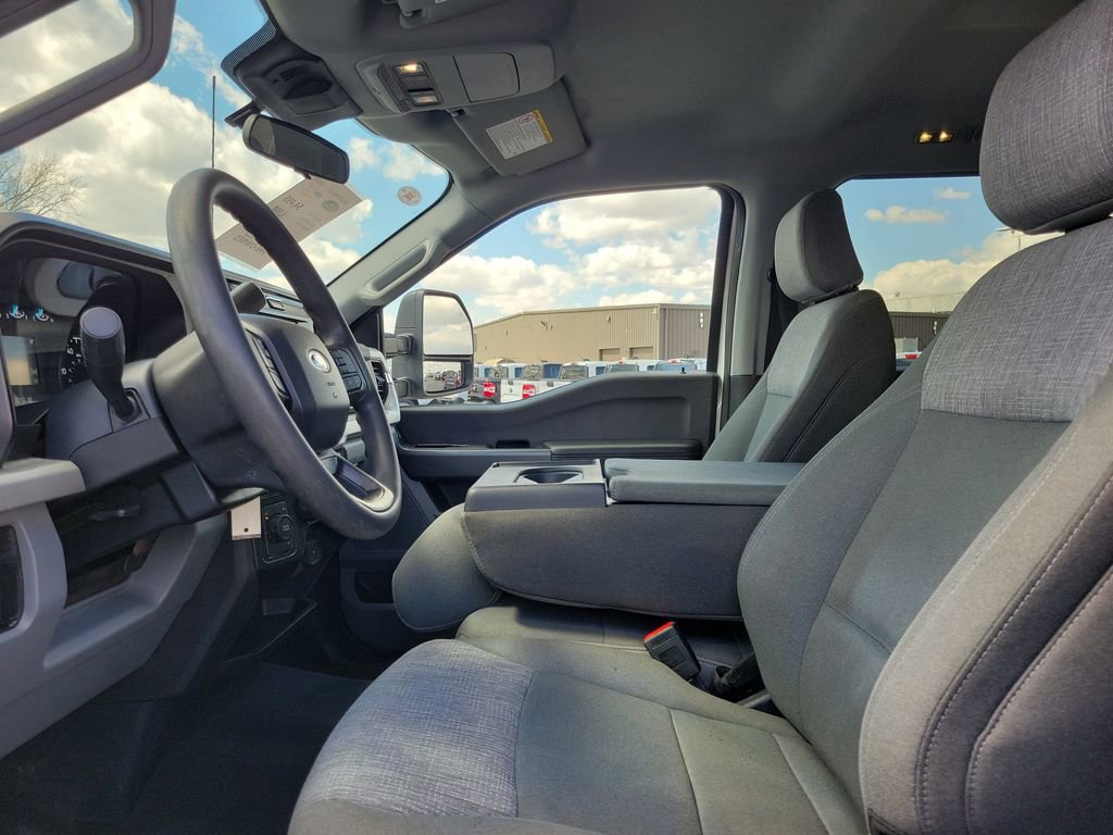 Certified 2025 Ford F250 XLT image 18