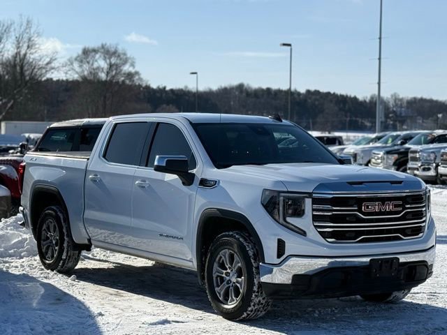 Used 2023 GMC Sierra 1500 SLE w/ X31 Off-Road Package image 13
