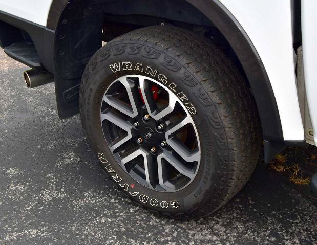 Certified 2024 Ford Ranger Lariat w/ FX4 Off-Road Package AWD/4WD image 15