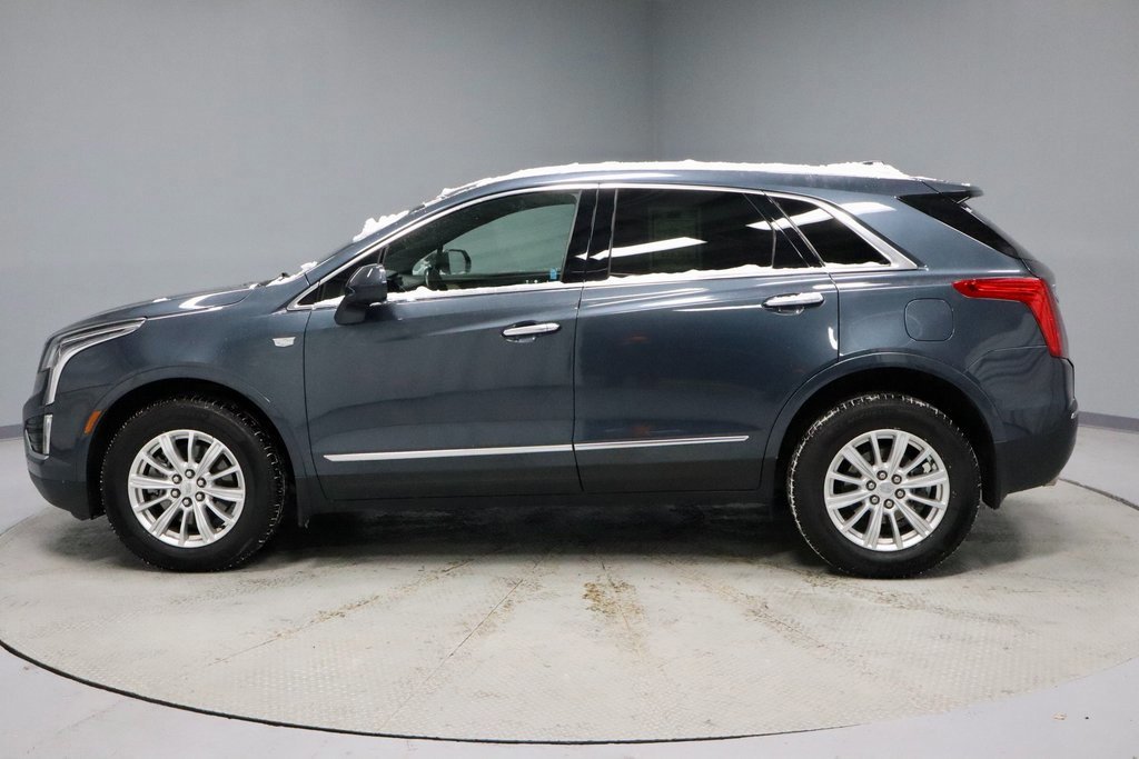 Used 2019 Cadillac XT5 Base image 2