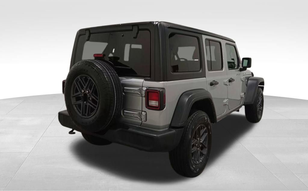 Used 2024 Jeep Wrangler Sport S image 3