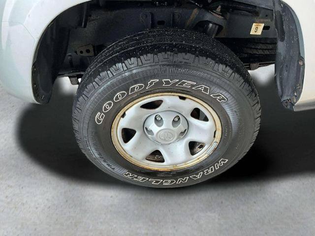 Used 2018 Toyota Tacoma SR AWD/4WD image 27
