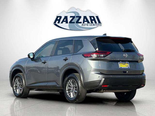 Used 2024 Nissan Rogue S image 3