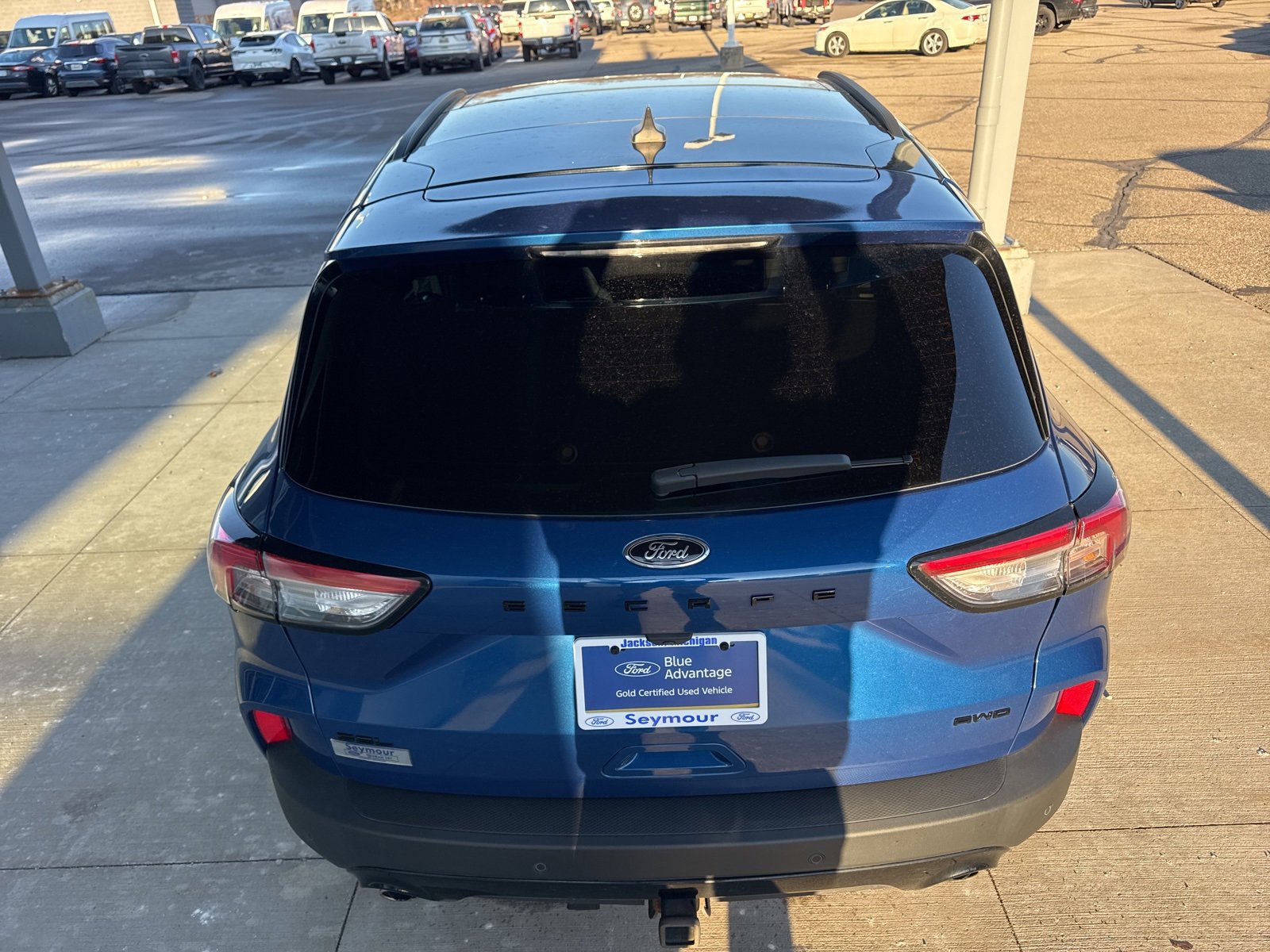 Certified 2022 Ford Escape SEL w/ SEL Stealth AWD Package image 4