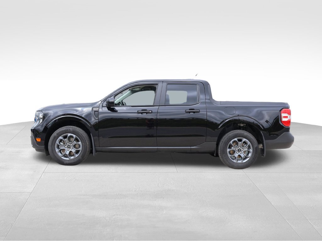Certified 2025 Ford Maverick XLT w/ Equipment Group 301A AWD/4WD image 2