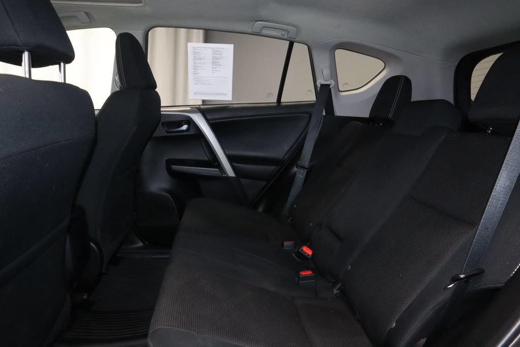 Used 2018 Toyota RAV4 XLE w/ Plus Extra Value Package FWD image 22
