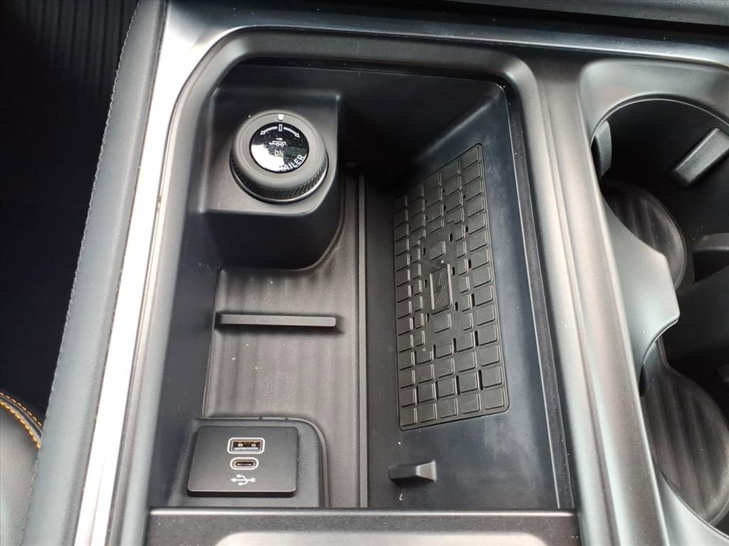 Certified 2025 Ford Expedition Tremor image 14