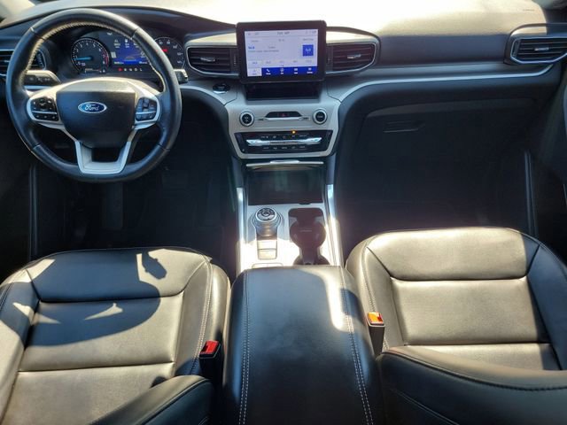 Certified 2022 Ford Explorer XLT w/ Equipment Group 202A image 12