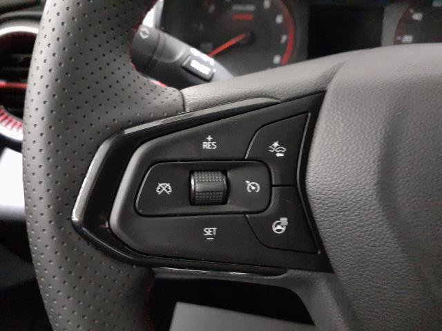 Used 2024 Chevrolet Trax RS FWD image 18
