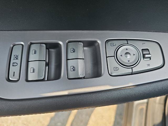 Used 2024 Hyundai Palisade SEL FWD image 27