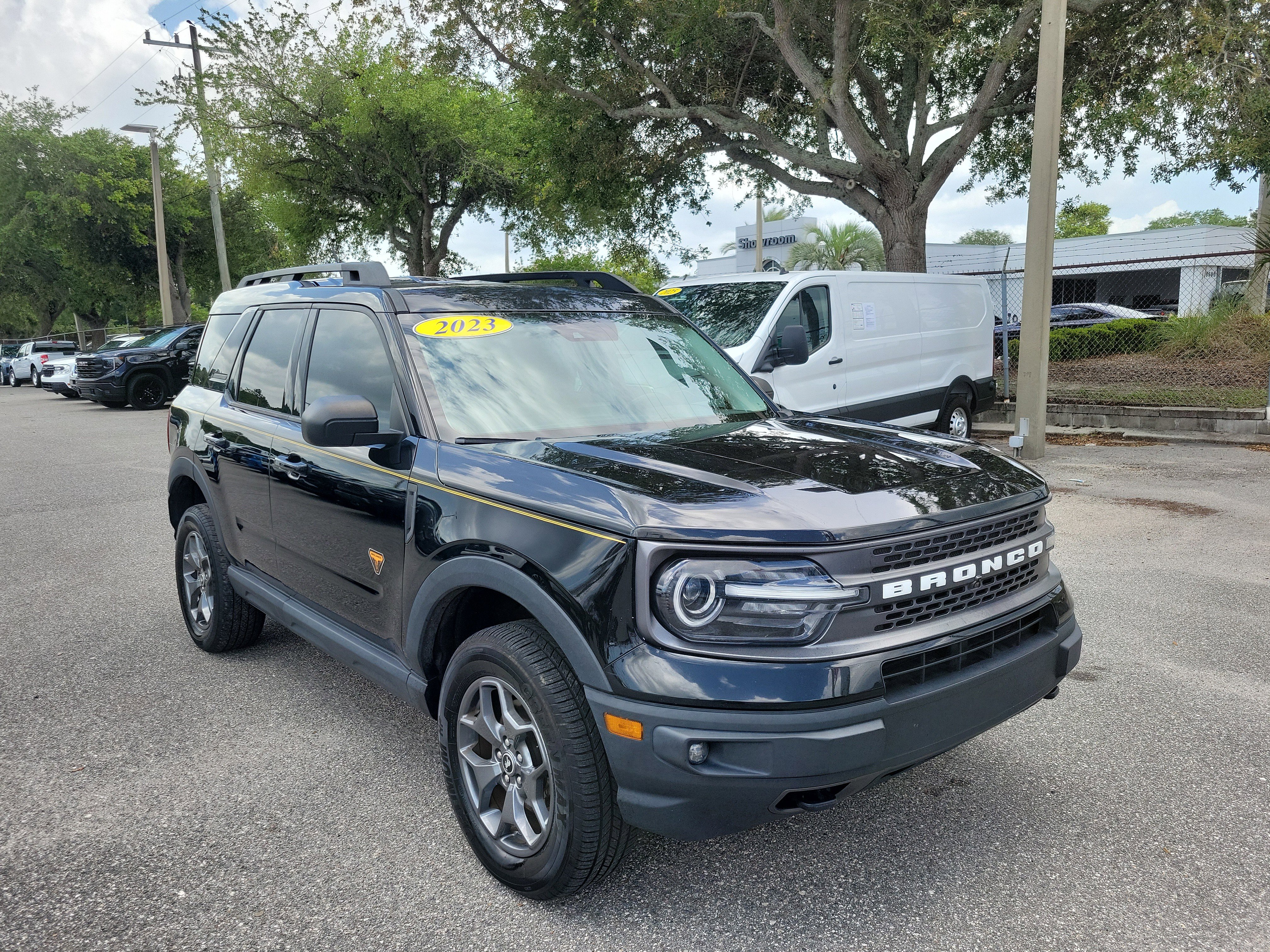 Certified 2023 Ford Bronco Sport Badlands w/ Premium Package AWD/4WD image 2