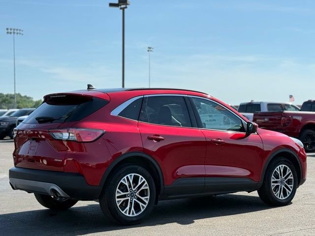 Certified 2022 Ford Escape SEL w/ Technology Package AWD/4WD image 34