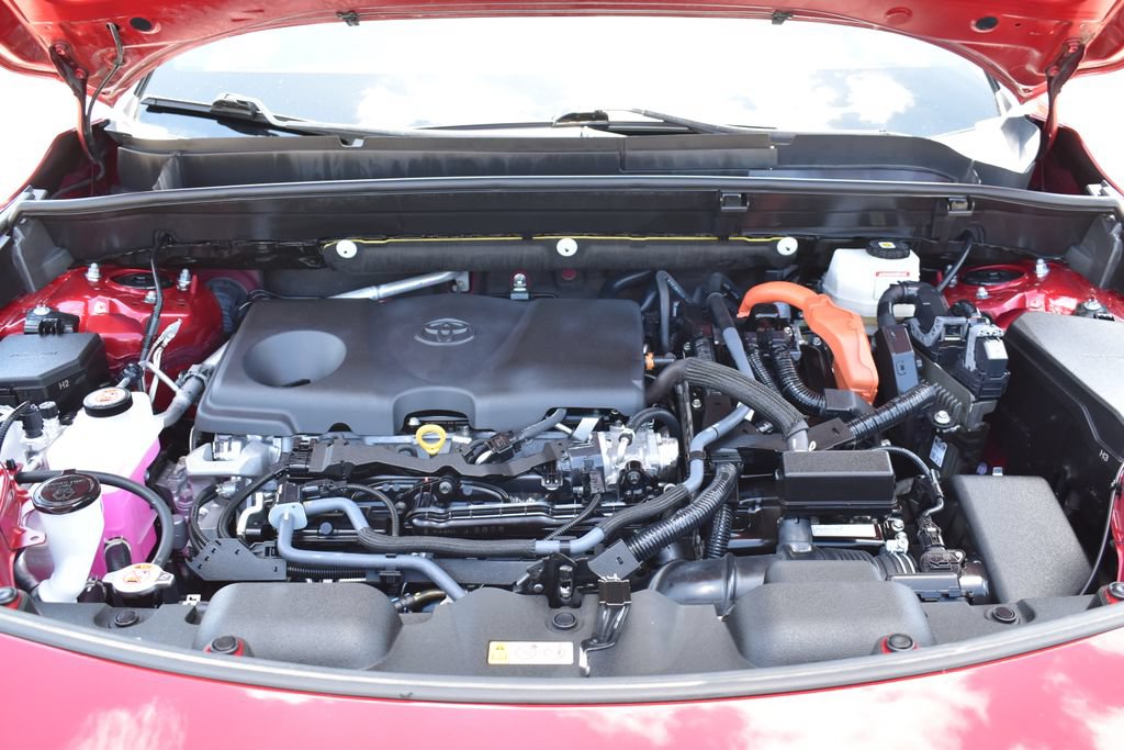 Used 2024 Toyota Venza XLE AWD/4WD image 12
