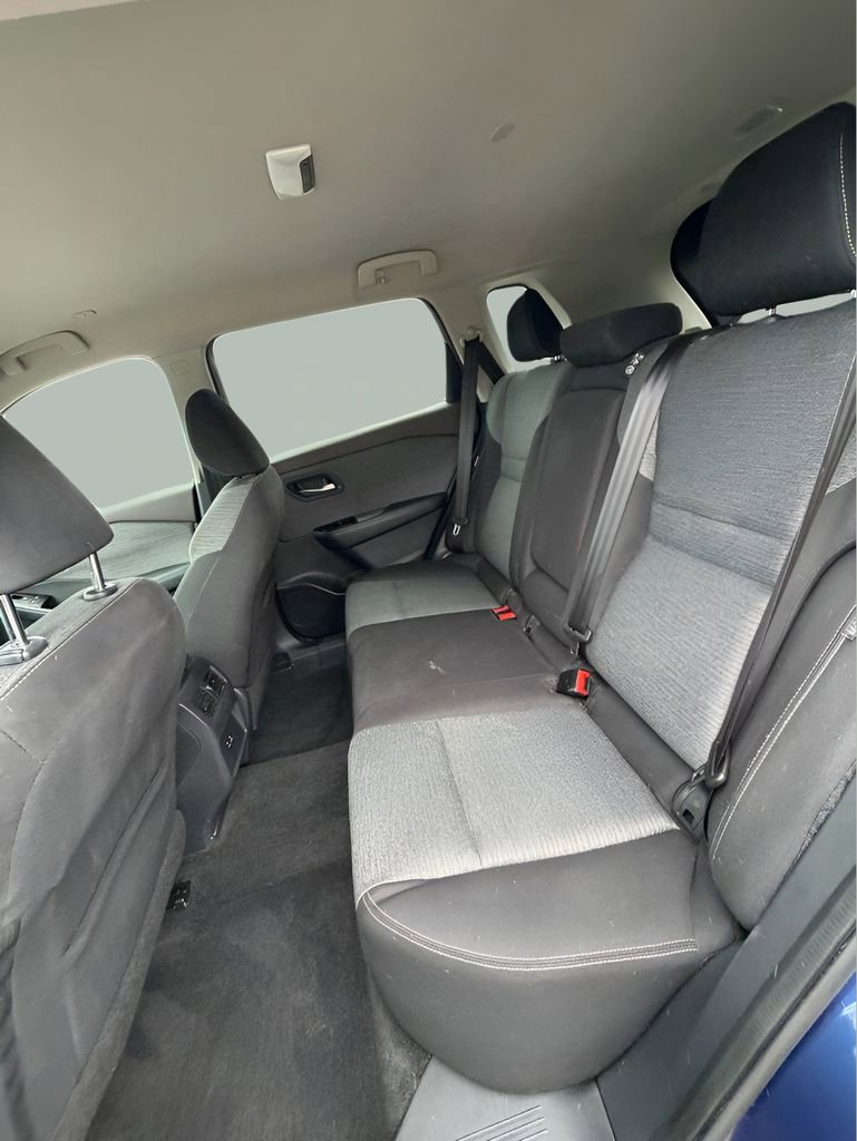 Used 2022 Nissan Rogue SV AWD/4WD image 10