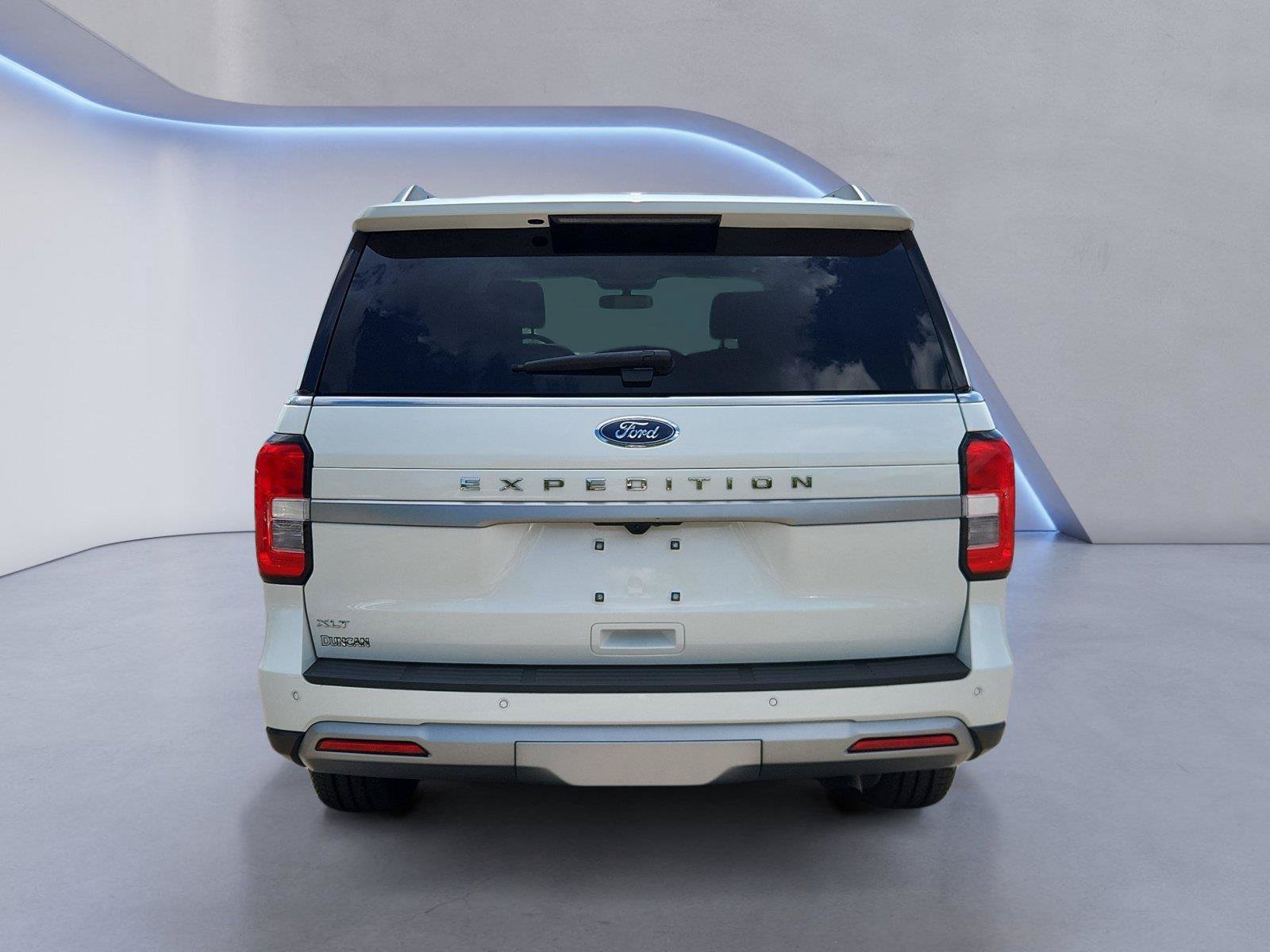 Certified 2024 Ford Expedition XLT AWD/4WD image 4