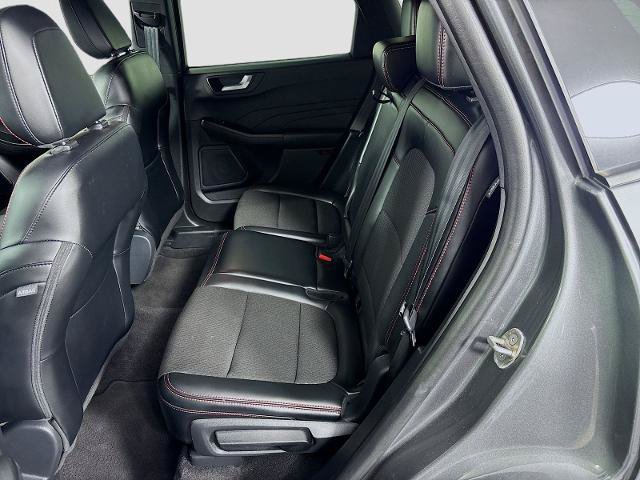 Certified 2025 Ford Escape ST-Line AWD/4WD image 22