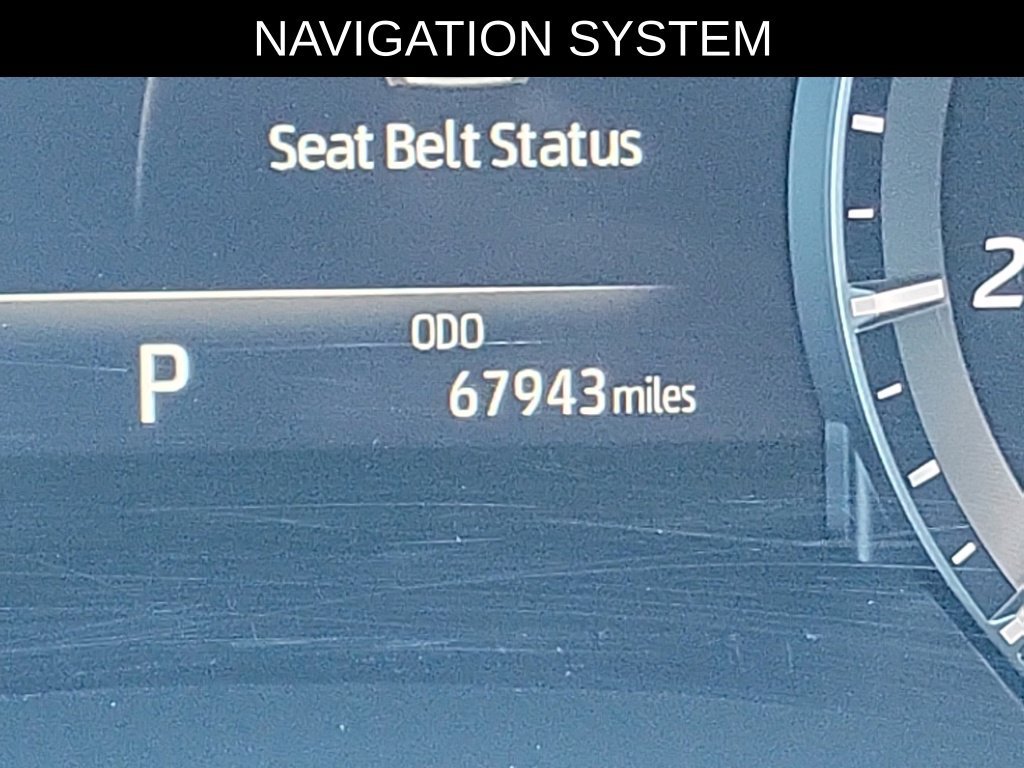 Used 2020 Toyota Highlander XLE AWD/4WD image 25
