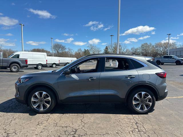 Certified 2023 Ford Escape Platinum AWD/4WD image 4