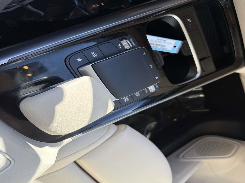 Used 2021 Mercedes-Benz GLA 250 w/ Premium Package image 29