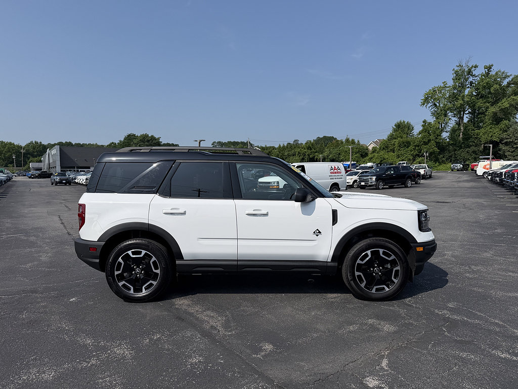 Certified 2024 Ford Bronco Sport Outer Banks w/ Tech Package AWD/4WD image 9