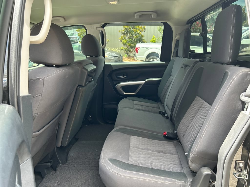 Used 2020 Nissan Titan SV w/ Accessory Utility Package RWD image 14