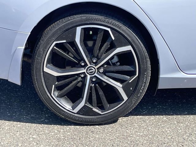 Used 2023 Nissan Altima 2.5 SR w/ SR Premium Package image 7