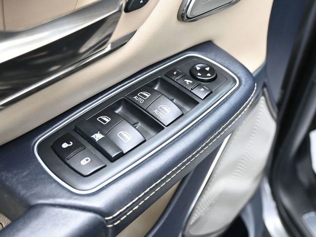 Used 2021 RAM 1500 Limited AWD/4WD image 14
