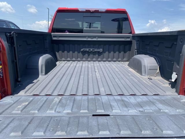 Used 2023 GMC Sierra 1500 AT4 w/ Technology Package AWD/4WD image 10