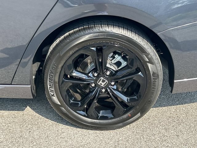 Used 2025 Honda Accord SE image 12