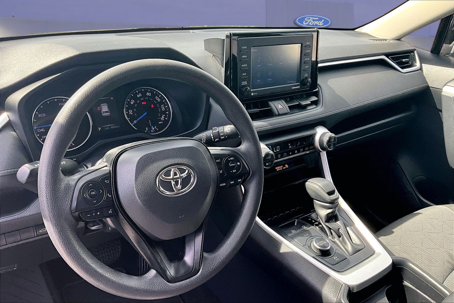 Used 2021 Toyota RAV4 XLE w/ Convenience Package AWD/4WD image 17