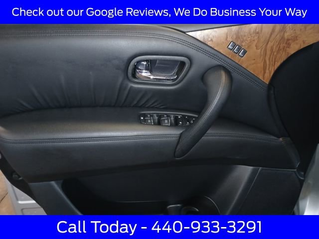 Used 2024 Nissan Armada SL w/ Captain's Chairs Package image 18