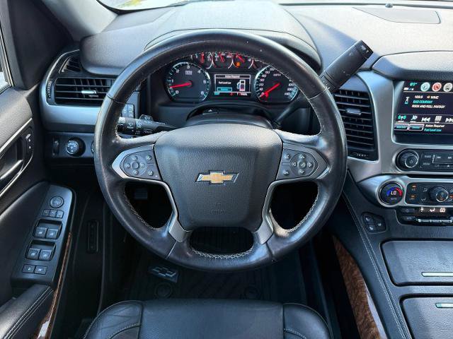 Used 2020 Chevrolet Suburban Premier AWD/4WD image 15