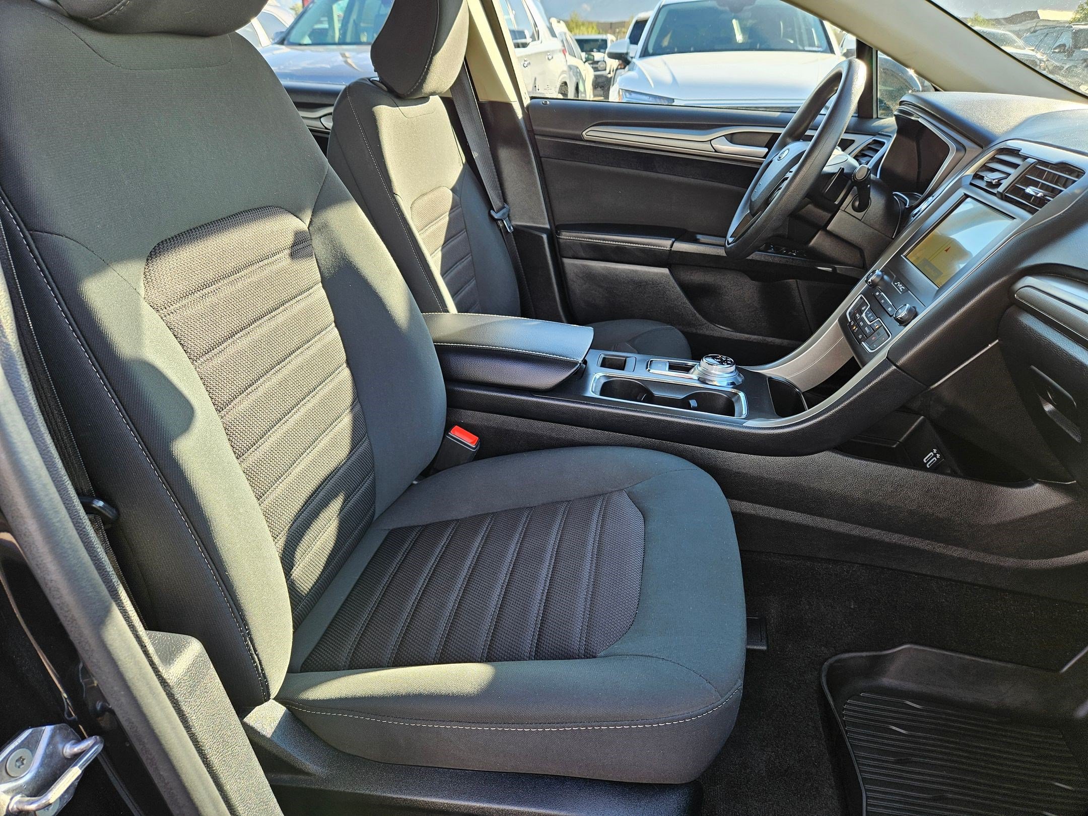 Certified 2020 Ford Fusion SE AWD/4WD image 34