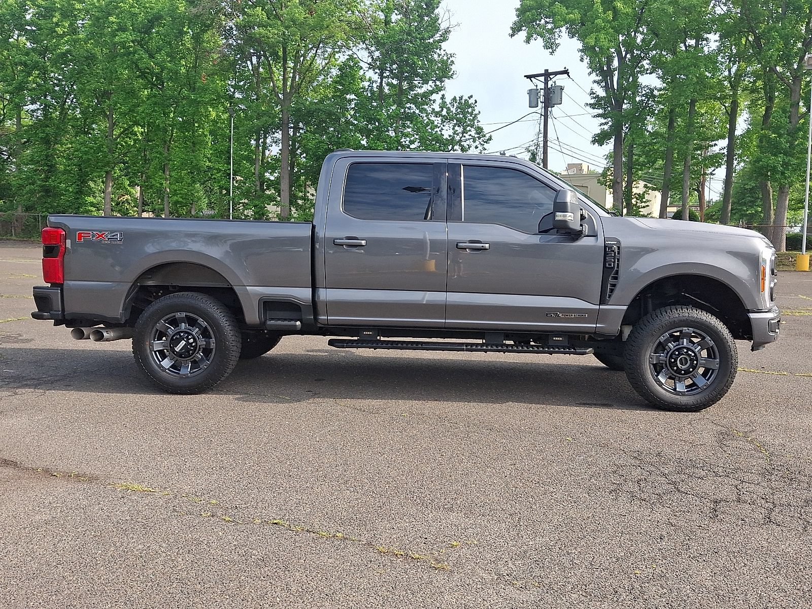 Certified 2023 Ford F350 Lariat w/ Lariat Ultimate Package AWD/4WD image 8