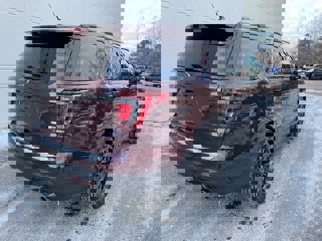 Certified 2018 Ford Explorer Sport image 3