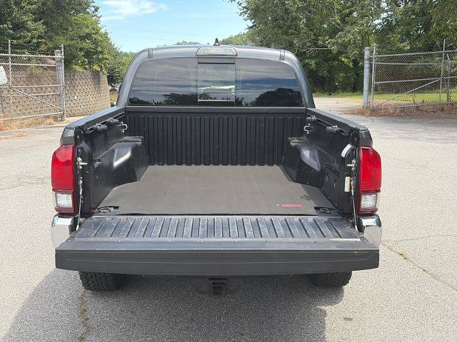 Used 2019 Toyota Tacoma SR5 AWD/4WD image 4