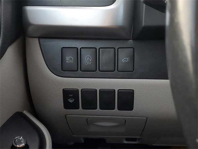 Used 2019 Toyota Highlander XLE image 17
