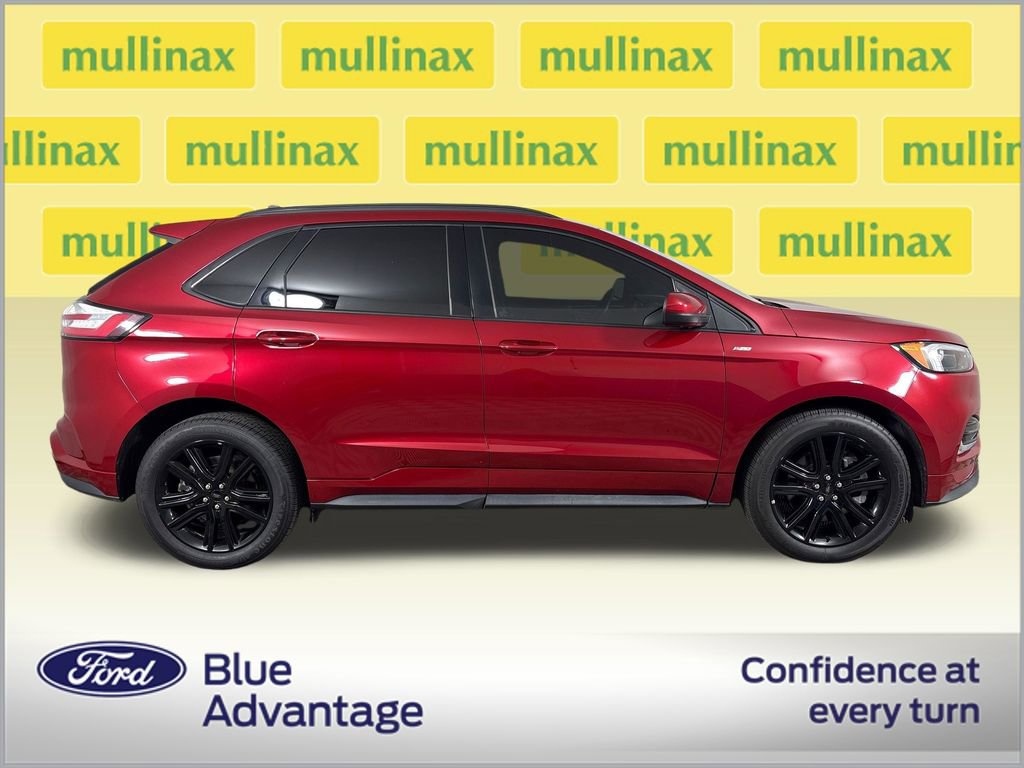 Certified 2022 Ford Edge ST-Line AWD/4WD image 2